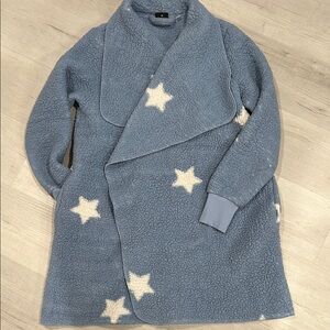 🎉 CLEARANCE GUC BumbleBella Star Pattern blue cozy fleece wrap jacket 🥰